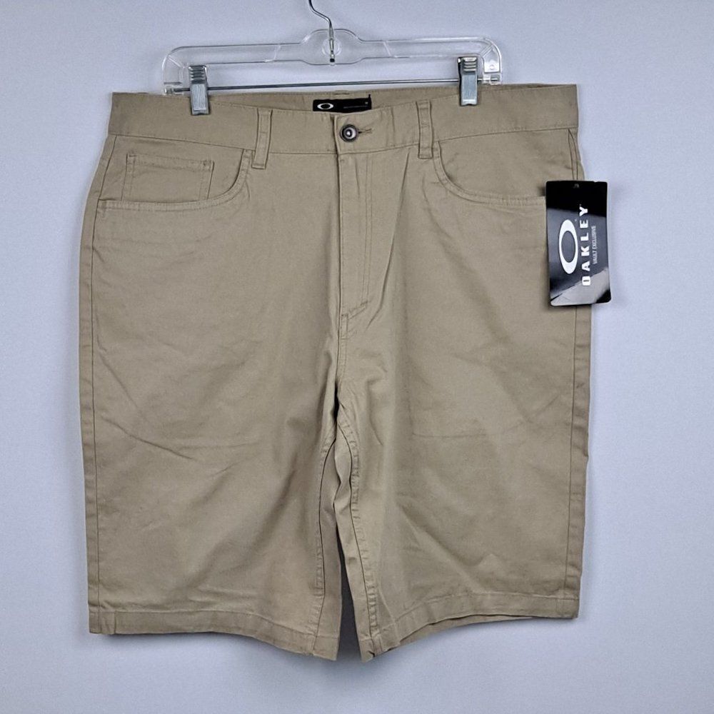 ‎Oakley Mens Ellipse shorts NWT